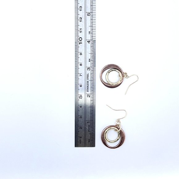 NWOT – Copper & Gold Tone Open Circle Dangle 1.5” Fishhook Earrings - Picture 5 of 5